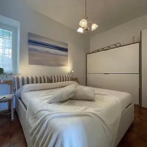 Appartamento Free Parking Casa Con Giardino - Centro Mare A 5 Minuti, Pietra Ligure